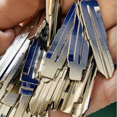 Logotipo personalizado Keydiy Universal Remotes Flip Key Blade para Automóvel e Envio Rápido