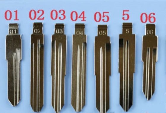 Logotipo personalizado Keydiy Universal Remotes Flip Key Blade para Automóvel e Envio Rápido