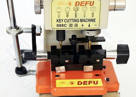 Máquina de corte de chaves profissional DeFu 998C para serralheiros e fabricantes de chaves