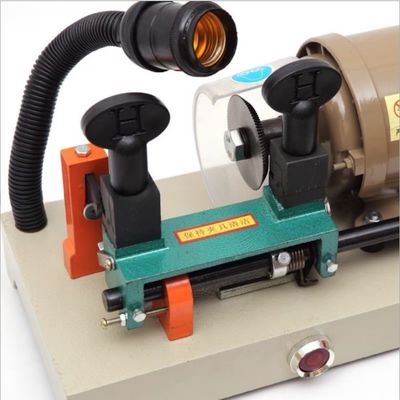 Voltagem 110V/220V/50Hz/60Hz Máquina de chave horizontal para duplicador de chaves